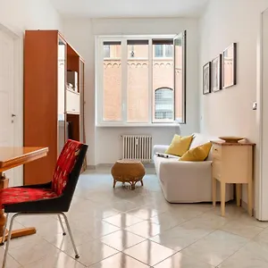 Apartment Stazione Cozy And Functional Flat, Milan