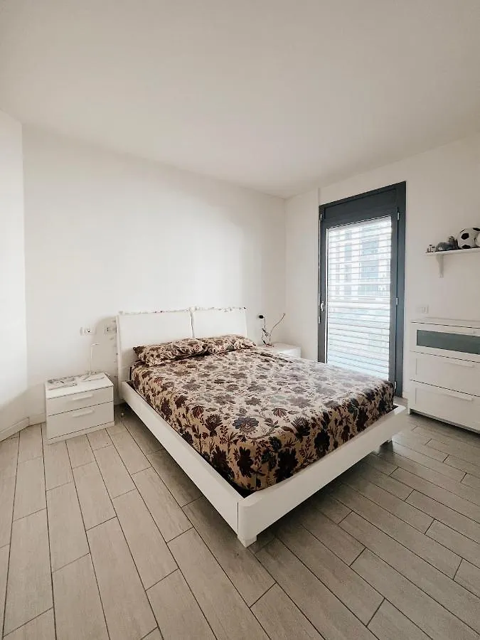 Maderna Charme Apartment Milan